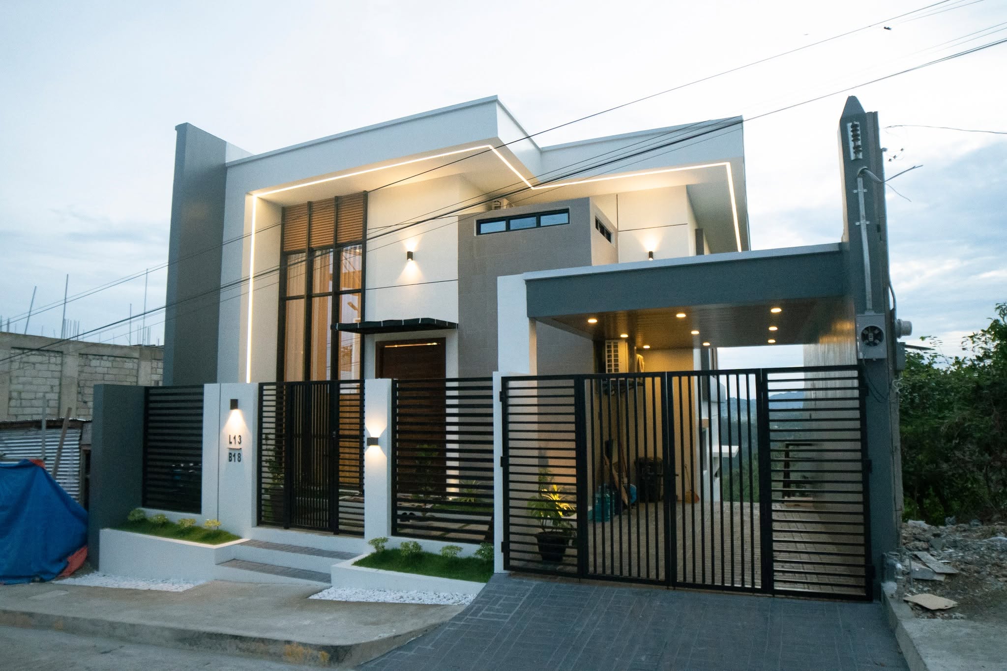 Vista Grande Residence, a completed Black Blocks luxury home in Consolacion